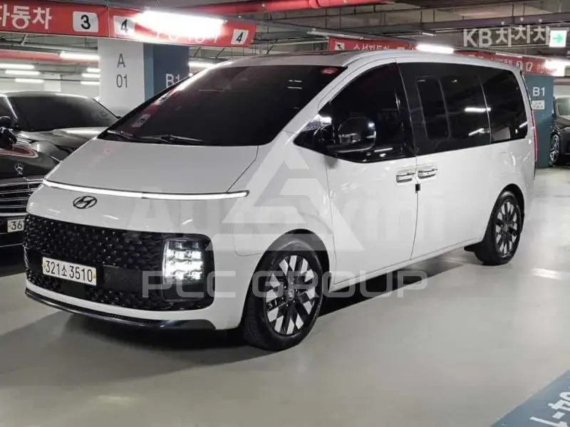 2023 Hyundai Staria