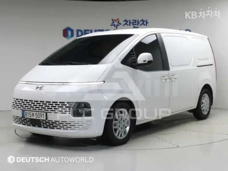 2023 Hyundai Staria