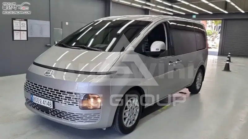 2023 Hyundai Staria