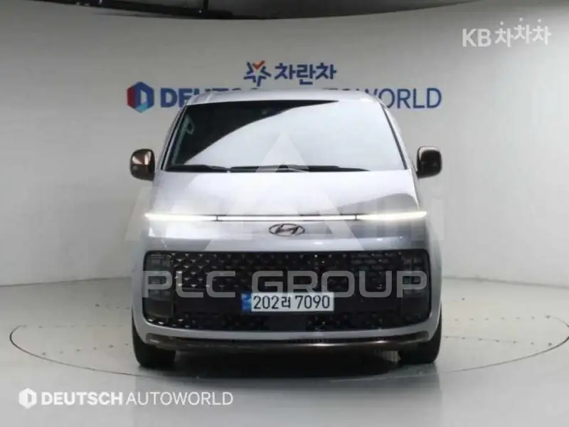 2023 Hyundai Staria