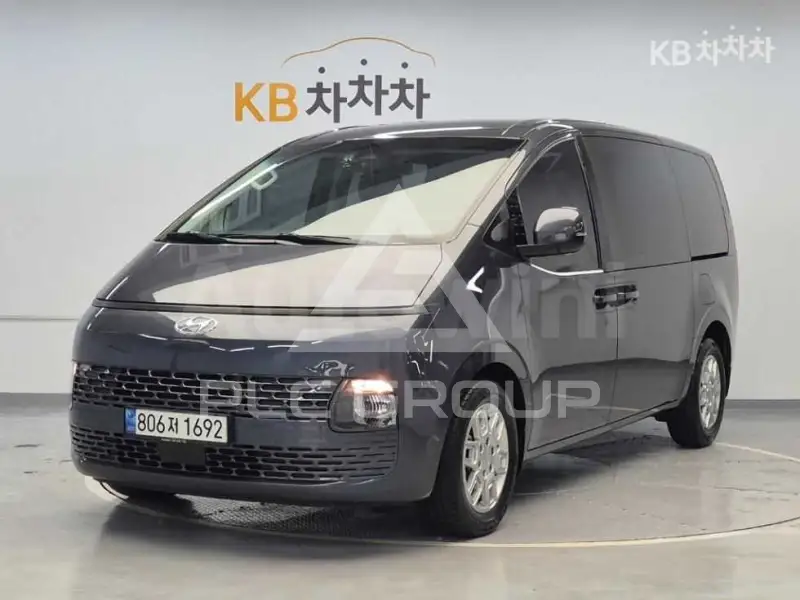 2023 Hyundai Staria