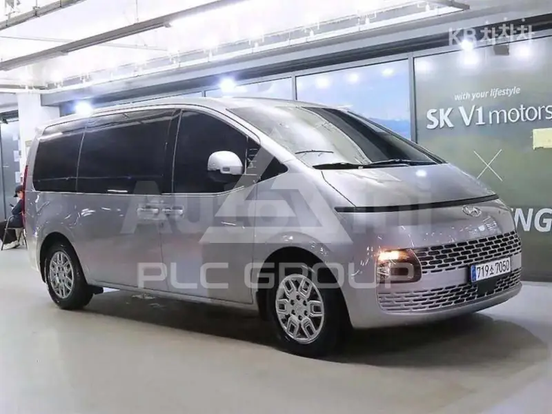 2023 Hyundai Staria