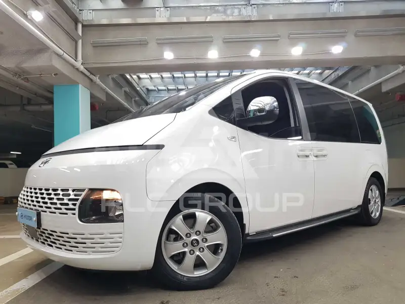2023 Hyundai Staria