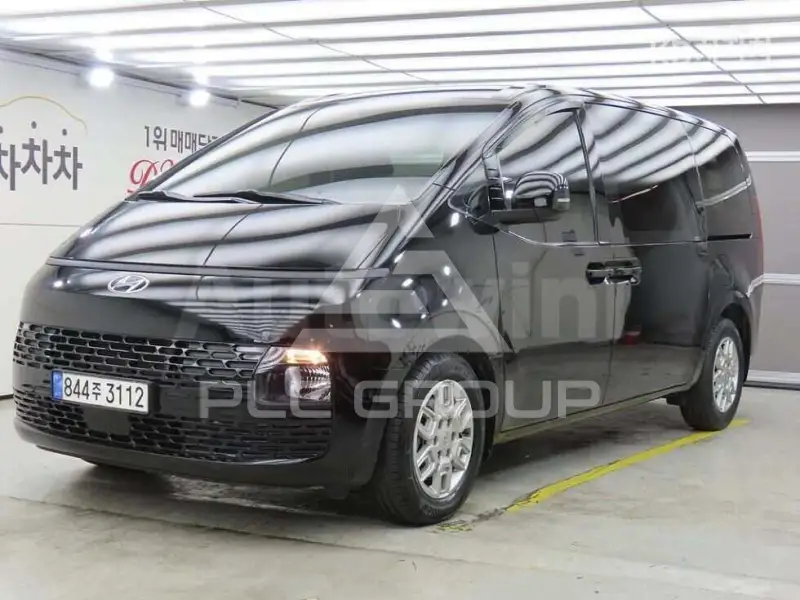 2023 Hyundai Staria