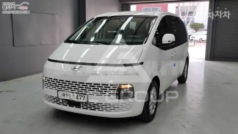 2023 Hyundai Staria