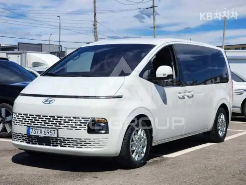 2023 Hyundai Staria