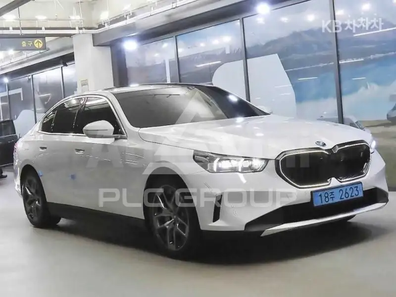 2024 BMW I5