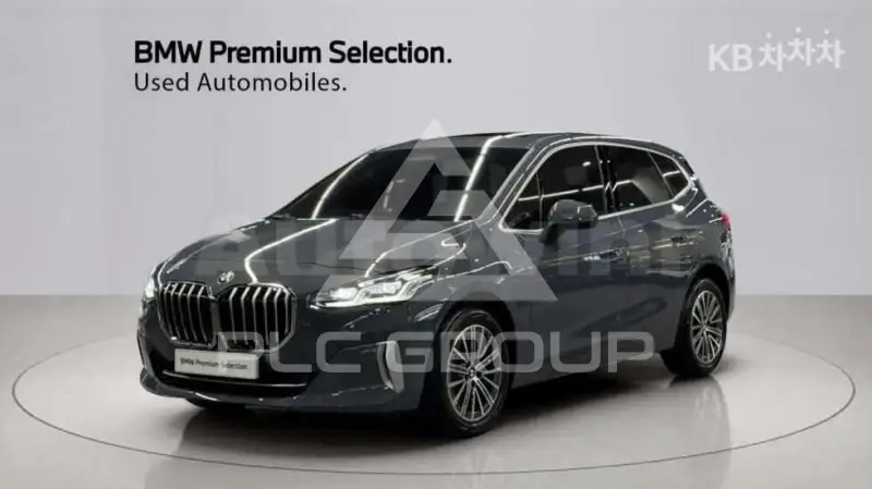 2024 BMW 218