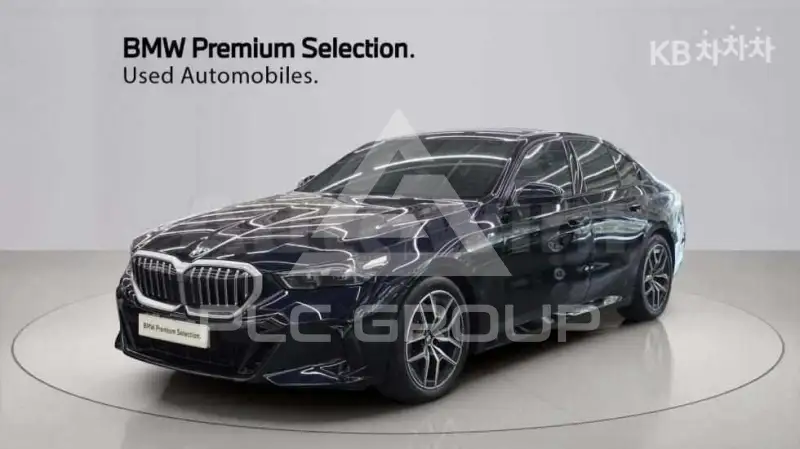 2024 BMW 523
