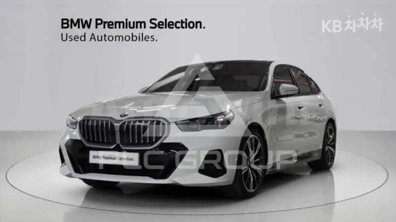 2024 BMW 523