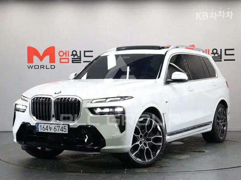 2024 BMW X7