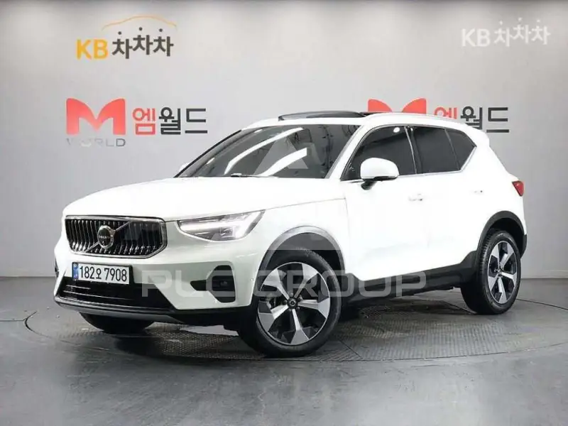 2024 Volvo XC40