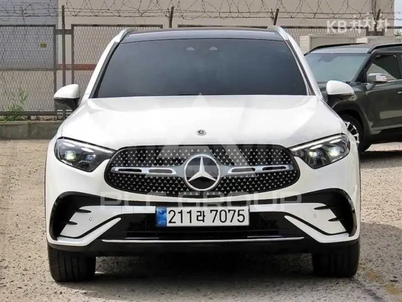 2024 Mercedes Benz GLC-Class