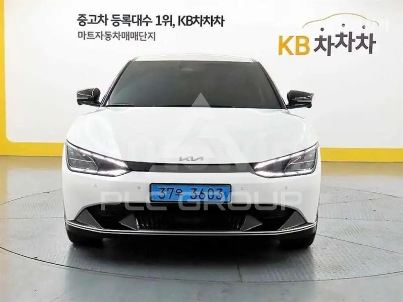 2024 KIA EV
