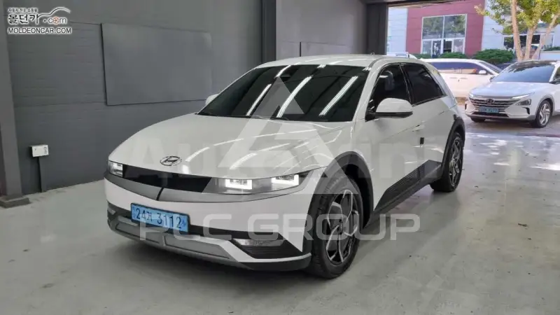 2024 Hyundai Ioniq
