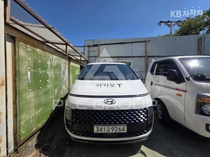 2024 Hyundai Staria