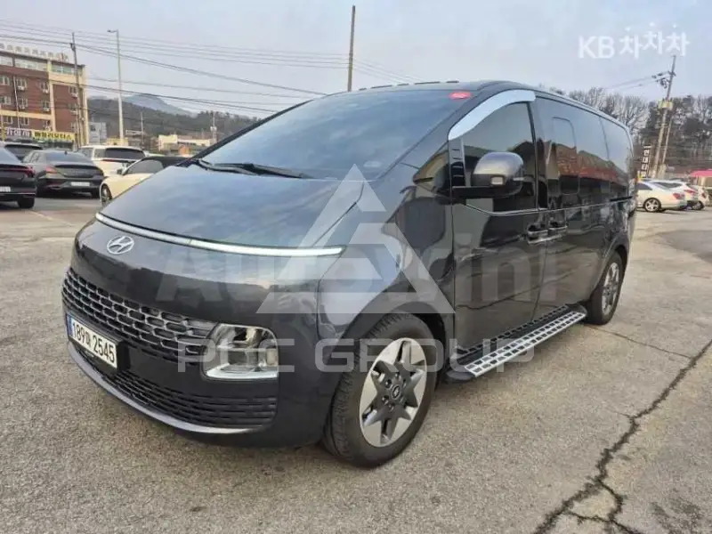 2024 Hyundai Staria