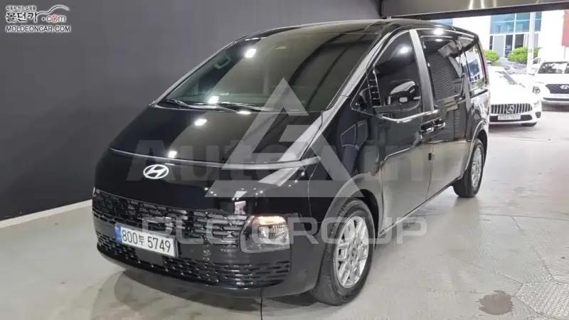 2024 Hyundai Staria