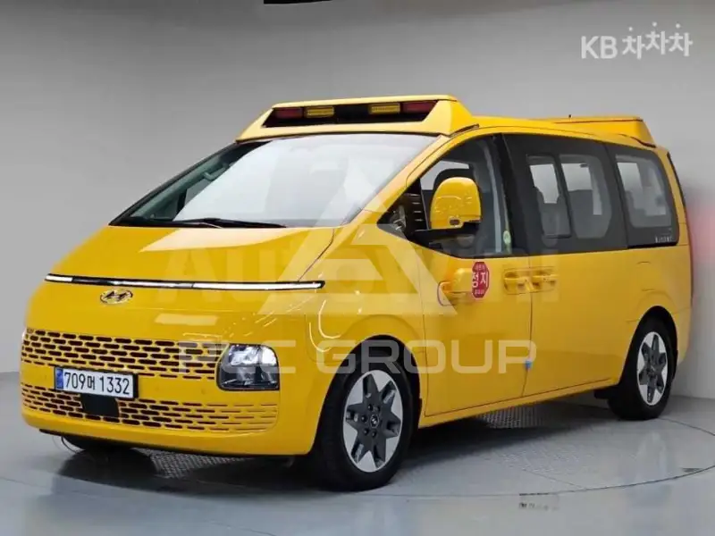2024 Hyundai Staria