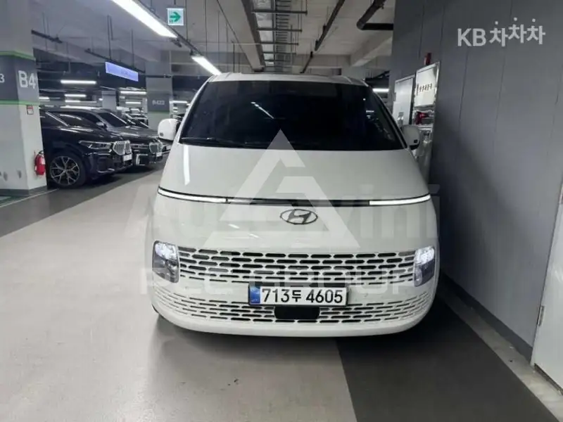 2024 Hyundai Staria