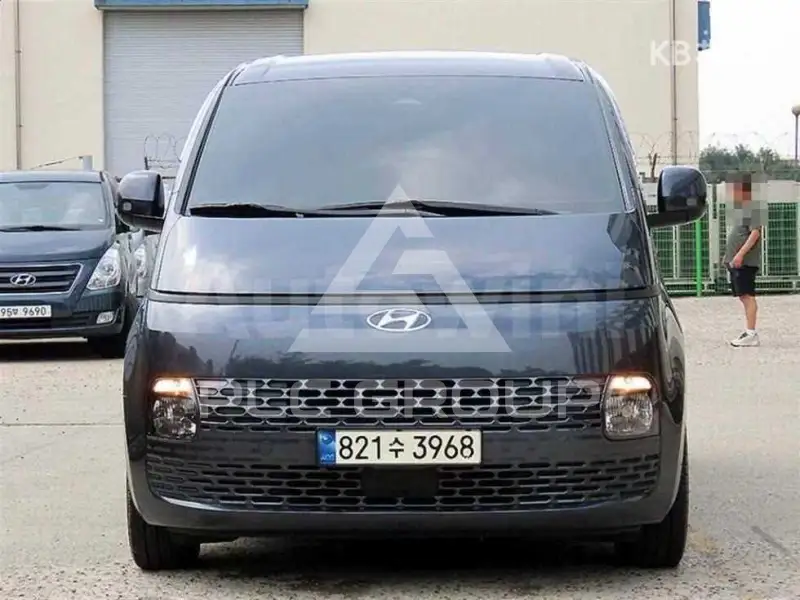 2024 Hyundai Staria