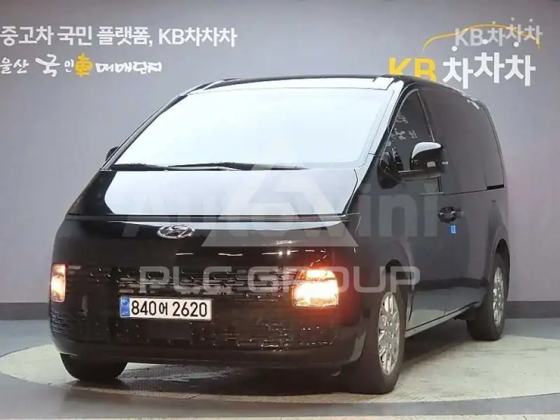 2024 Hyundai Staria