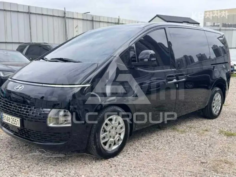 2024 Hyundai Staria