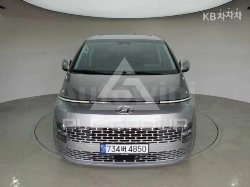 2024 Hyundai Staria