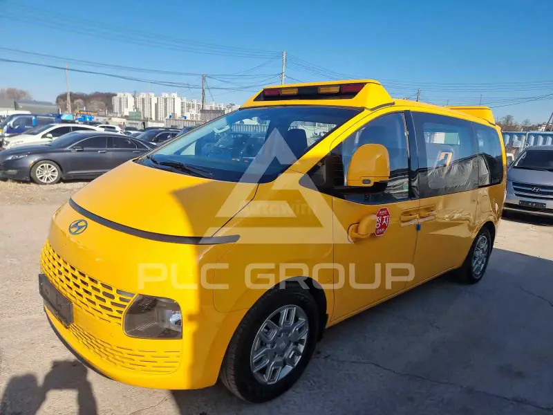 2024 Hyundai Staria