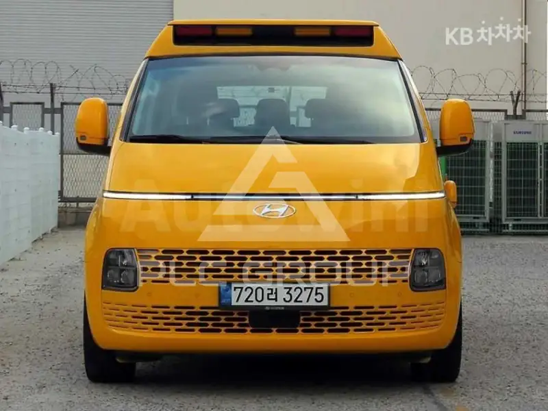 2024 Hyundai Staria