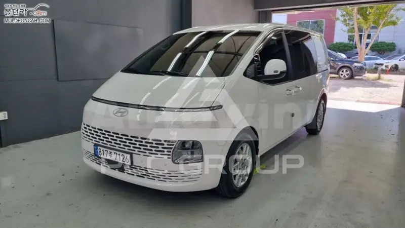 2024 Hyundai Staria