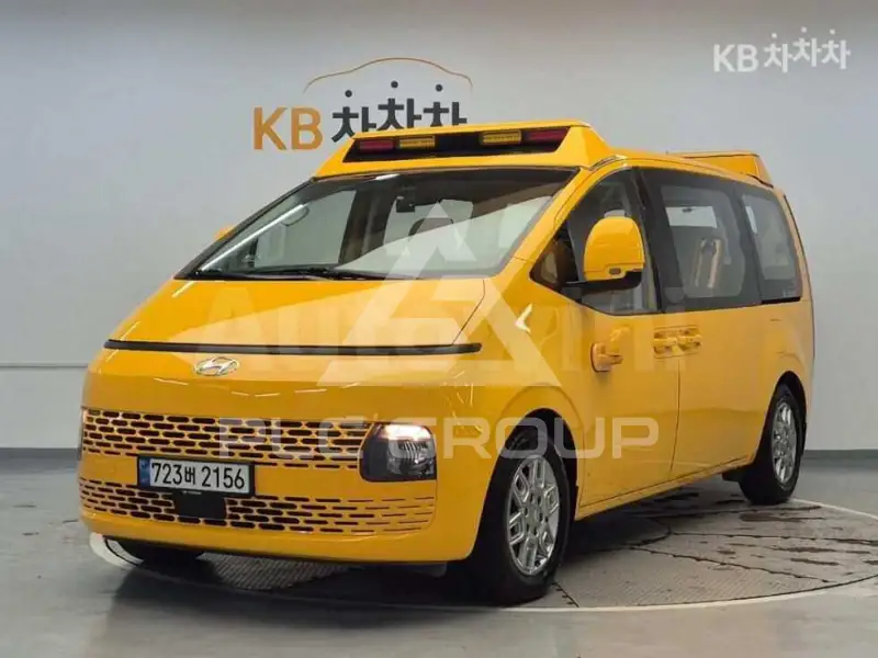 2024 Hyundai Staria