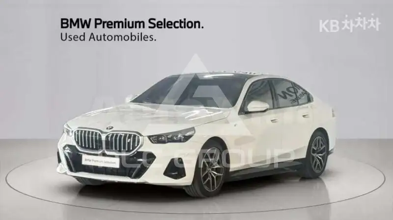 2025 BMW I5