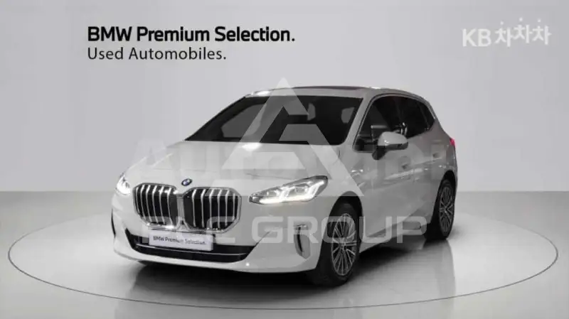 2025 BMW 218