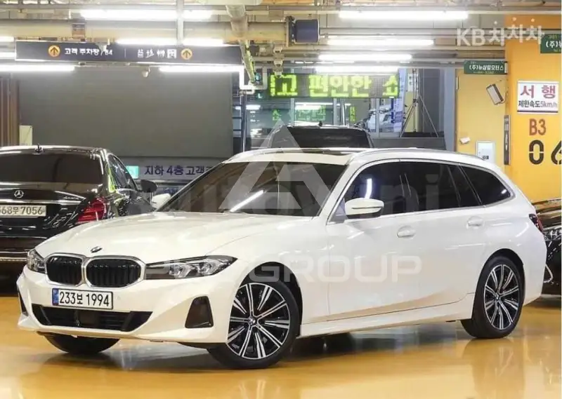2025 BMW 330