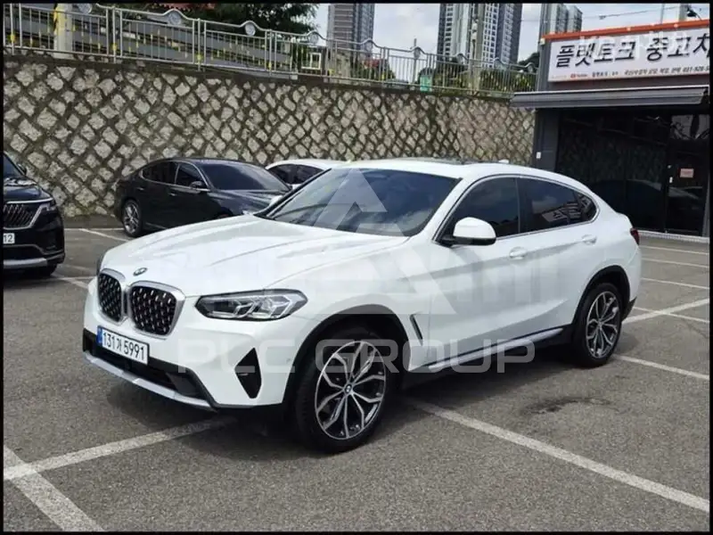 2025 BMW X4