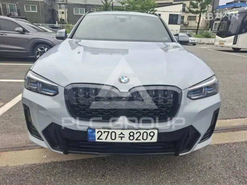 2025 BMW X4
