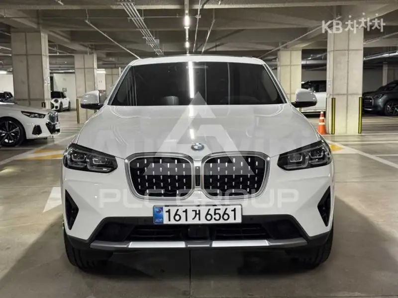 2025 BMW X4