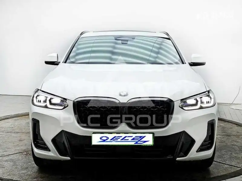 2025 BMW X4