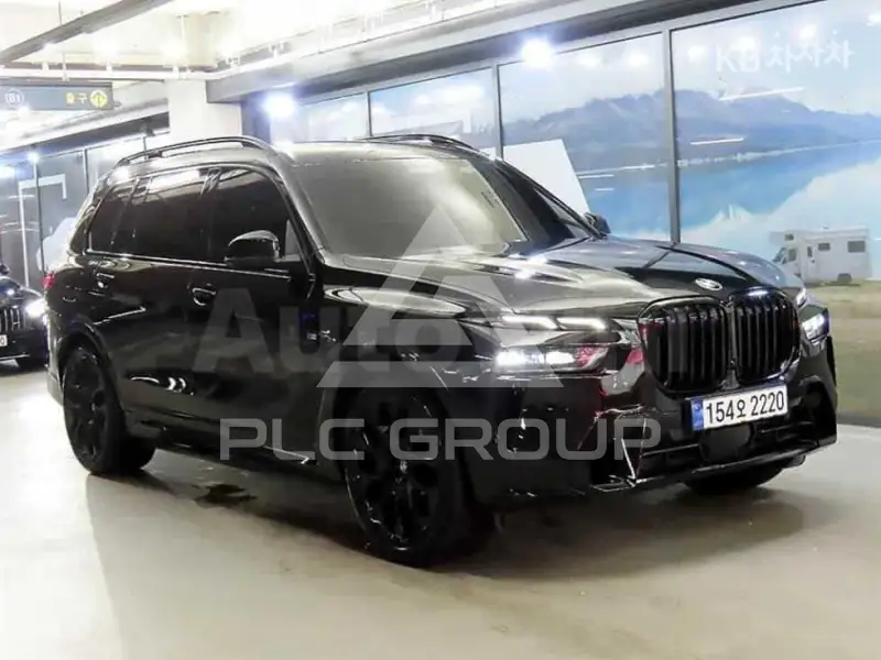 2025 BMW X7