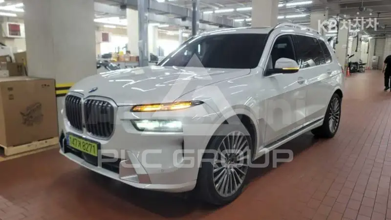 2025 BMW X7