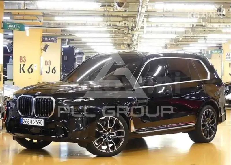2025 BMW X7