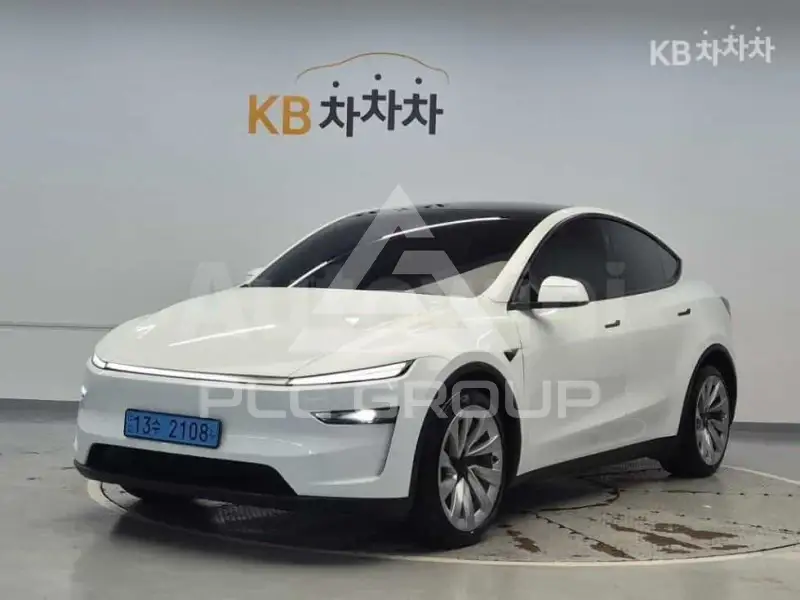 2025 Tesla Model Y