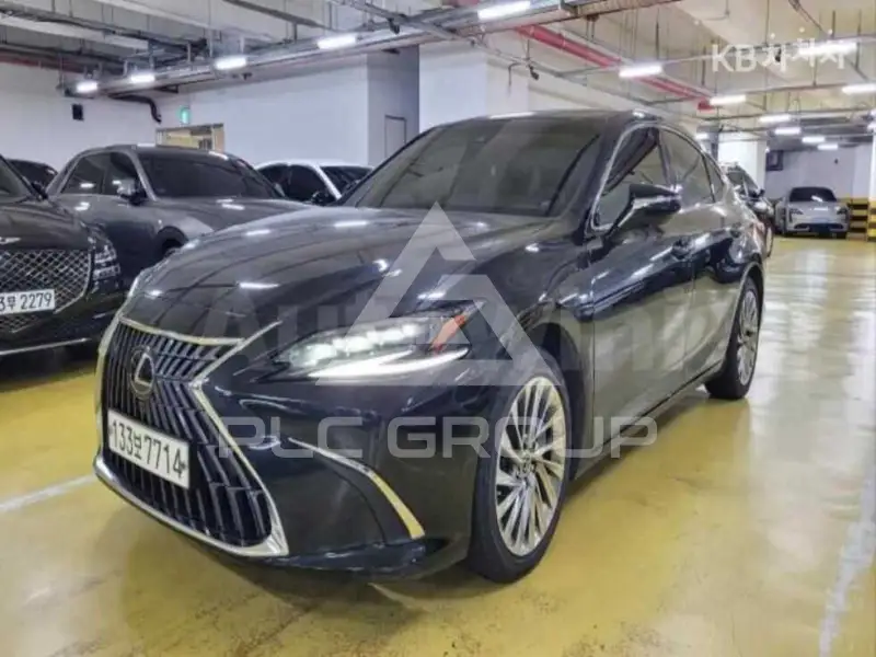 2025 Lexus ES