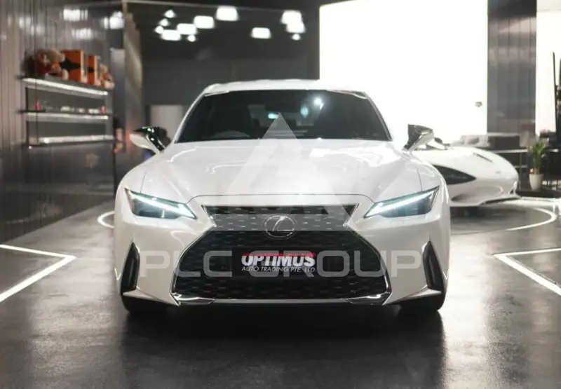 2025 Lexus IS