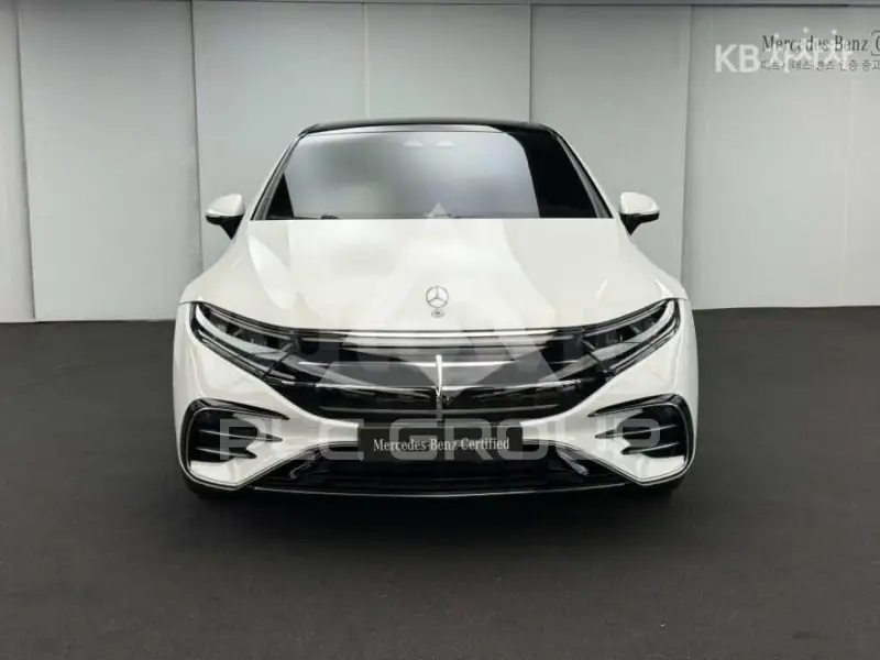 2025 Mercedes Benz Eqs