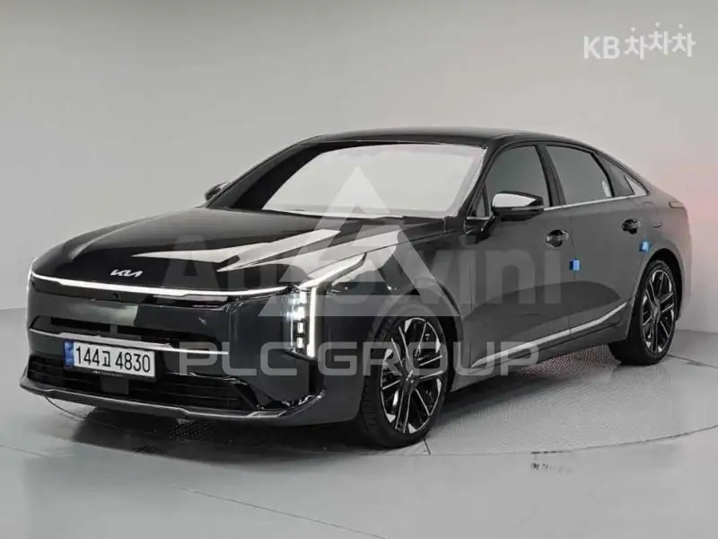 2025 KIA K8