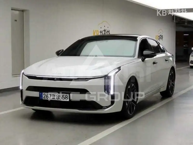 2025 KIA K8