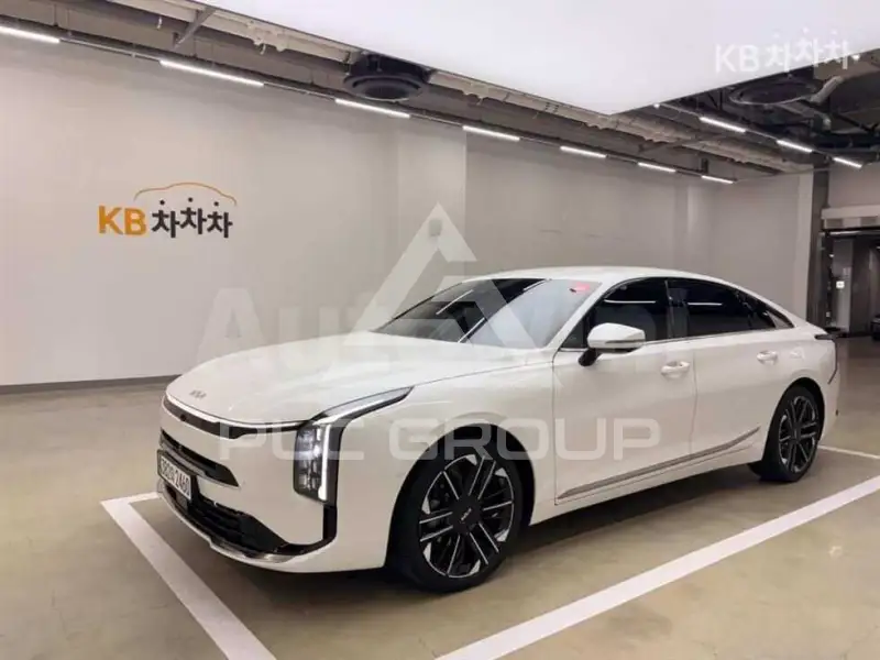 2025 KIA K8