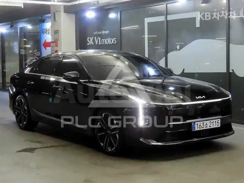 2025 KIA K8